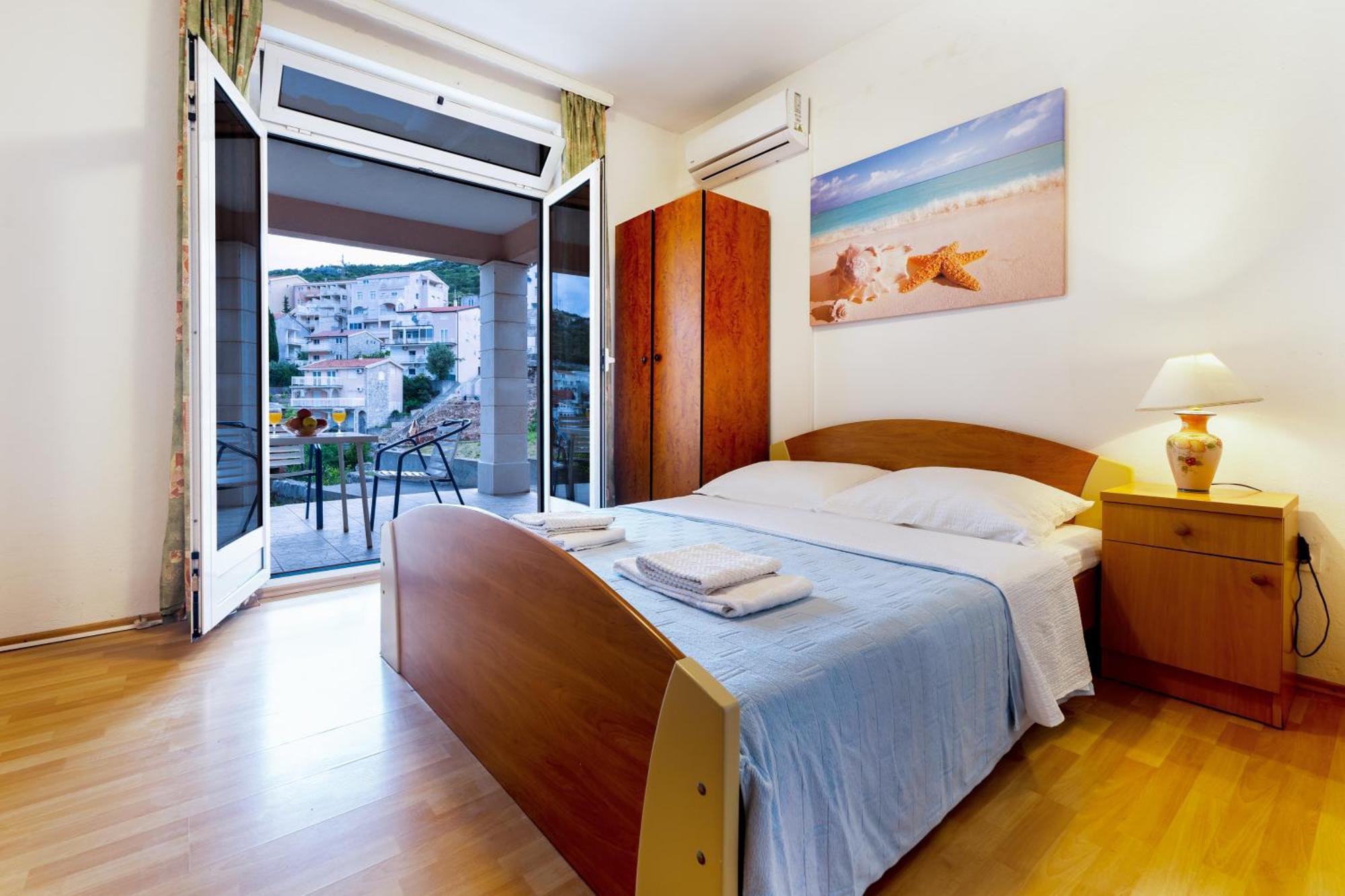 Apartments And Rooms Breeze Neum Exterior foto